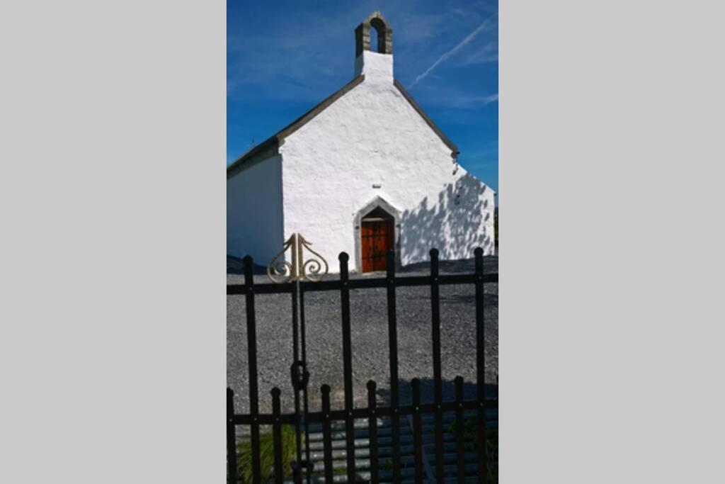 Villa NEW: The Burren Art Gallery -  Tubber Exterior foto